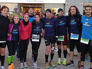 Foto socios club triatlón tritraining Foto pre carrera cursa dels nassos 2012